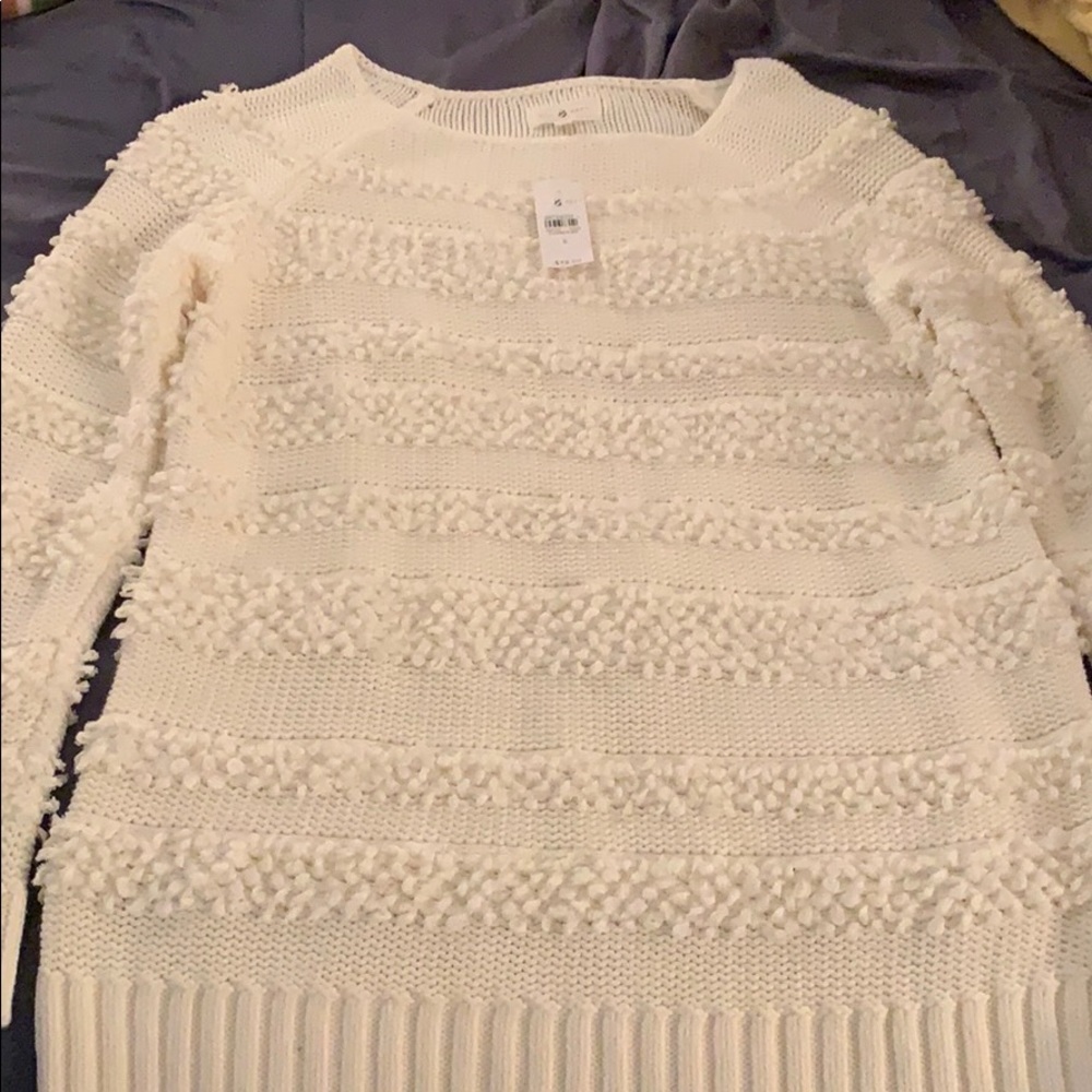 Lou and Gray white/off white sweater